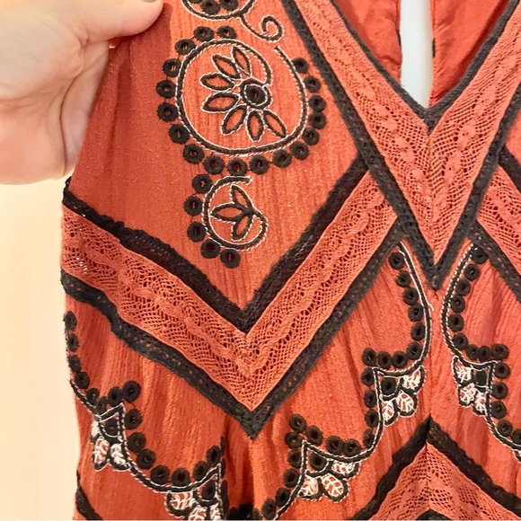 ANTHROPOLOGIE Maeve Desert Embroidered Jumpsuit SIZE 4 EUC - Picture 7 of 16